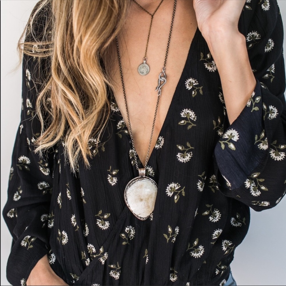 Amuse Society Top